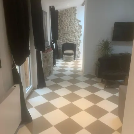 Maison d'hôtes La Villaé *