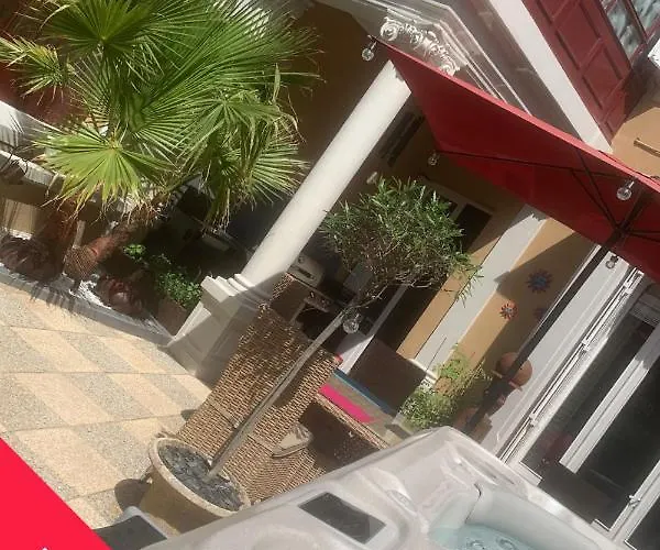 Гостевой дом La Villae Мазаме